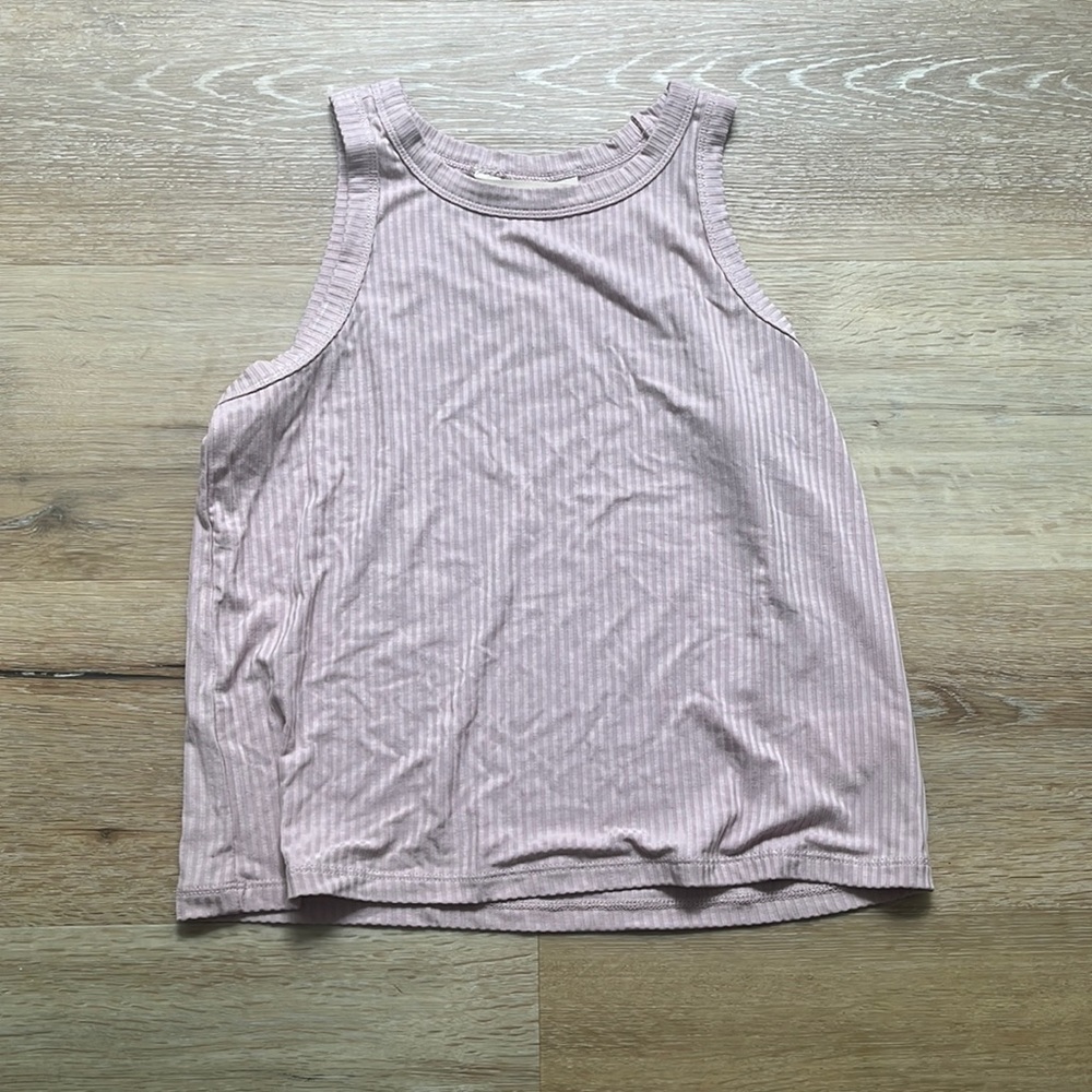 Lilac tank
